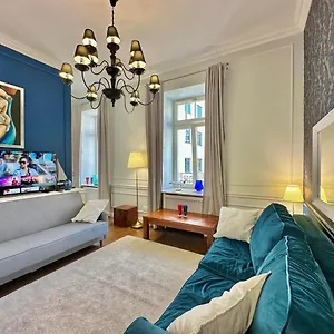 Decor Metro Wifi 300 Mbs 65tv Netflix Hbo Apartament